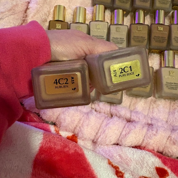 Estée Lauder Double Wear Stay-in-Place Liquid Foundation Assorted Shades - Picture 5 of 16